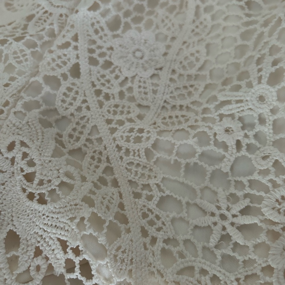 Cream boho eyelet lace overlay Romper size small - Picture 4 of 11
